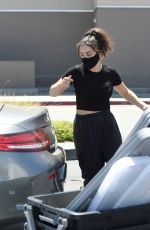 CHARLI XCX Shopping at Target in Los Angeles 08/11/2020