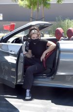 CHARLI XCX Shopping at Target in Los Angeles 08/11/2020
