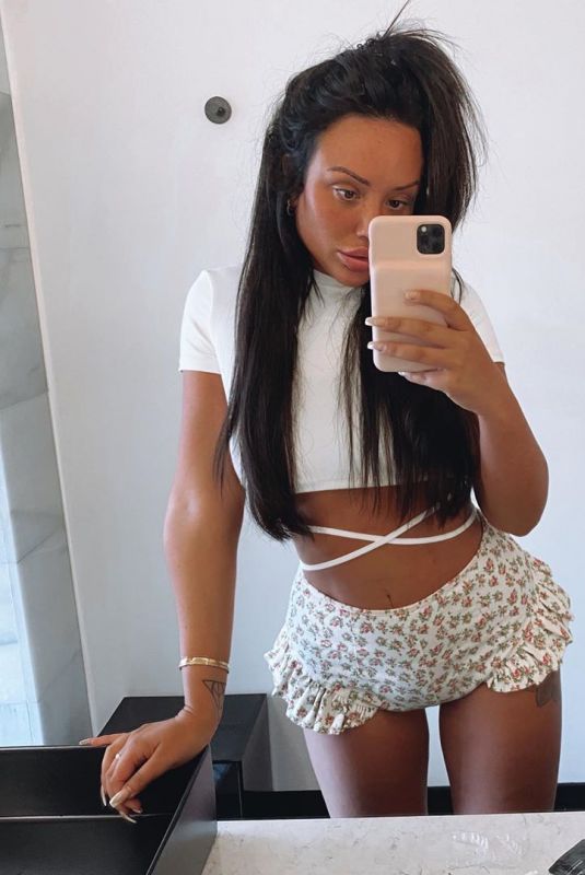 CHARLOTTE CROSBY – Instagram Photos 08/18/2020