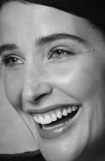 COBIE SMULDERS for Amazing No 10 Magazine, Spring/Summer2020 | picture pub