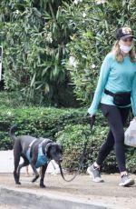 COURTNEY THORNE-SMITH Out eith Her Dogs in brentwood 08/26/2020