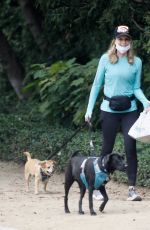 COURTNEY THORNE-SMITH Out eith Her Dogs in brentwood 08/26/2020