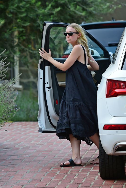 DAKOTA FANNING Leaves Her House in Los Angeles 08/04/2020