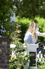 DAKOTA FANNING Picks Up a Food Delivery in Los Angeles 08/05/2020