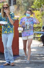ELSA HOSK and Tom Daly Out for Breakfast in Los Angeles 08/25/2020