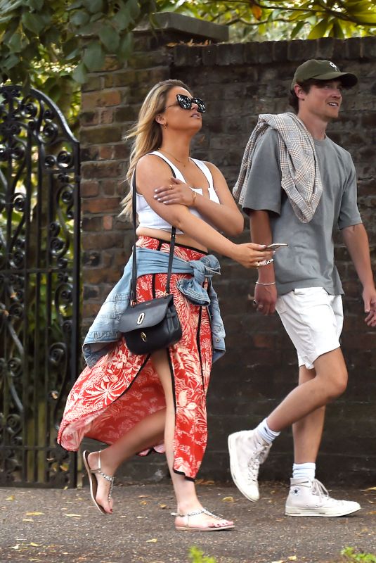 EMILY ATACK at Flask Pub in Highgate 07/29/2020