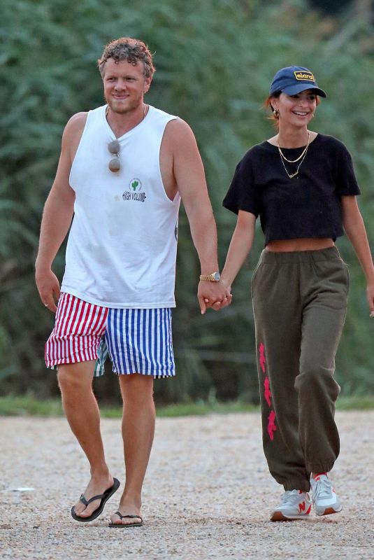 EMILY RATAJKOWSKI and Sebastian Bear McClard Out in The Hamptons 08/13/2020