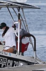 EMILY RATAJKOWSKI on a Boat in Long Island 08/12/2020