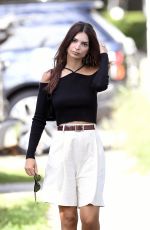EMILY RATAJKOWSKI Out and About in New York 08/23/2020