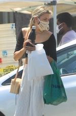 GREER GRAMMER Shopping at Farmer