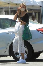 GREER GRAMMER Shopping at Farmer