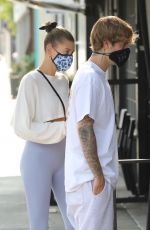 HAILEY and Justin BIEBER Waiting in Line at a Breakfast Joint in West Hollywood 08/20/2020