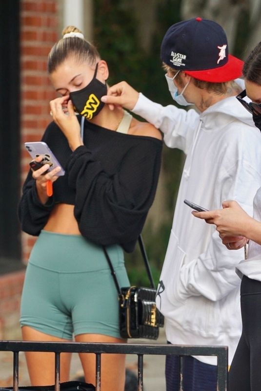 HAILEY and Justin BIEBER Waiting in Line for a Table in West Hollywood 08/17/2020