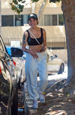HALSEY Out Shoppingin Los Angeles 0/06/2020