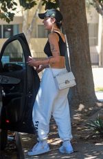HALSEY Out Shoppingin Los Angeles 0/06/2020