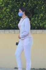 HANNAH ANN SLUSS Out and About in Los Angeles 08/10/2020