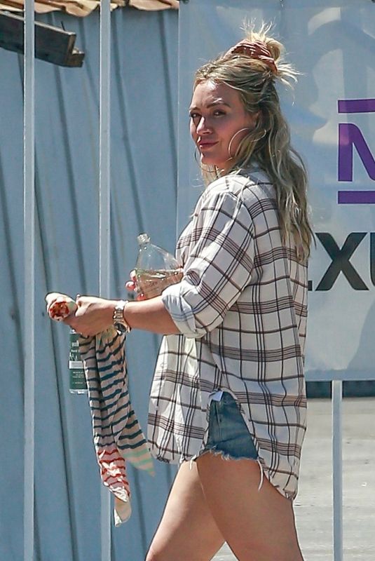 HILARY DUFF at Domingo