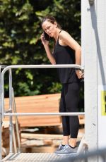 JENNIFER GARNER Checking Progress of Her New Home in Brentwood 08/20/2020