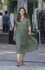 JENNIFER GARNER Out and About in Pacific Palisades 08/13/2020