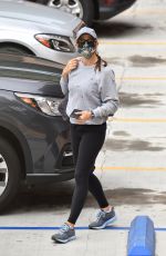 JENNIFER GARNER Out and About in Pacific Palisades 08/25/2020