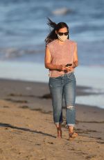 JENNIFER GARNER Out Walking on the Beach in Malbiu 08/06/2020