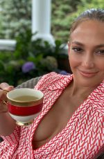 JENNIFER LOPEZ - Instagram Photos 08/17/2020