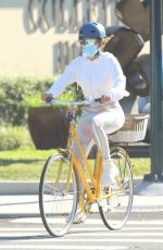 JENNIFER LOPEZ on a Bike Ride in New York 08/01/2020