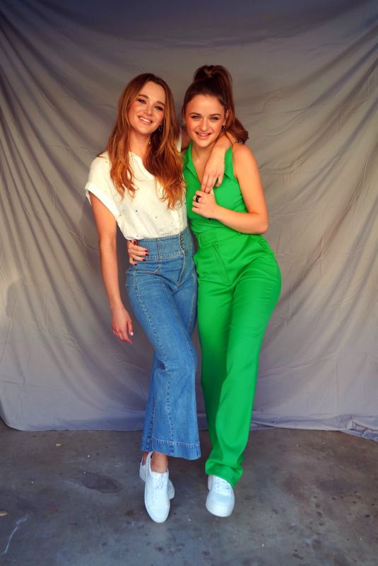 JOEY and HUNTER KING at a Photoshoot 08/24/2020