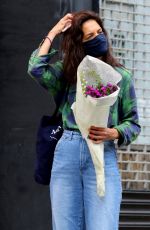 KATIE HOLMES Out Shopping Flowers in New York 08/18/2020