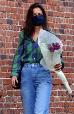 KATIE HOLMES Out Shopping Flowers in New York 08/18/2020