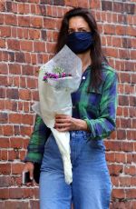 KATIE HOLMES Out Shopping Flowers in New York 08/18/2020