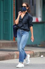 KATIE HOLMES Wearing a Mask Out in New York 08/28/2020
