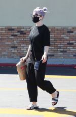 KELLY OSBOURNE Leaves CVS Pharmacy in Los Angeleas 08/12/2020