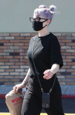 KELLY OSBOURNE Leaves CVS Pharmacy in Los Angeleas 08/12/2020