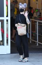 KELLY OSBOURNE Leaves CVS Pharmacy in Los Angeleas 08/12/2020