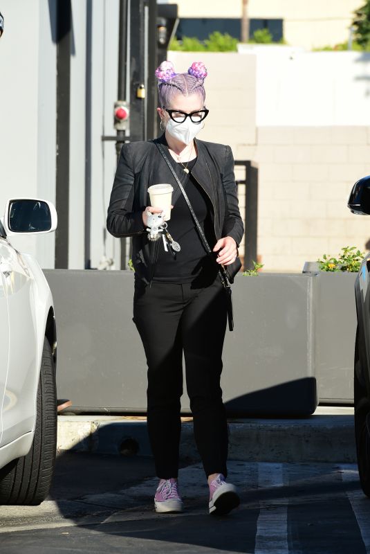 KELLY OSBOURNE Out and About in Los Angeles 08/09/2020