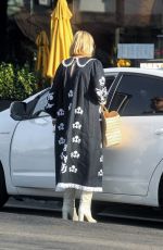 KELLY RUTHERFORD Out and About in West Hollywood 08/04/2020
