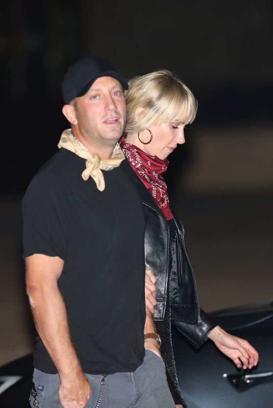 KIMBERLY STEWART at Nobu in Malibu 08/20/2020