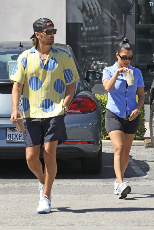 KOURTNEY KARDASHIAN and Scott Disick Out in Malibu 07/31/2020