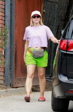 KRISTEN BELL Arrives on the Site of Her New Home in Los Feliz 08/23/2020