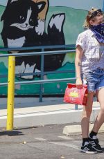 KRISTEN STEWART and DLAN MEYER Shopping at For Pets Only in Los Feliz 08/24/2020