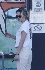 KRISTEN STEWART Out and About in Los Feliz 08/30/2020