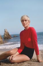 KRISTEN WIIG in Instyle Magazine, September 2020