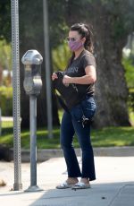 KYLIE RICHARDS kyle Out Shopping in Los Angeles 08/20/2020