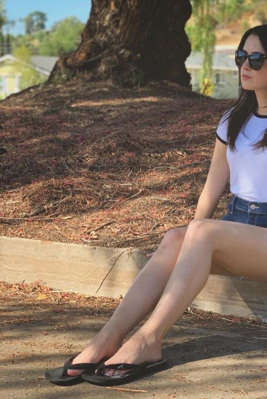 LAURA MARANO - Instagram Photos 08/16/2020