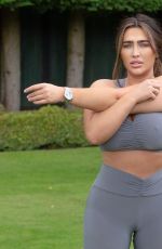 LAUREN GOODGER Workout at a Park in Essex 08/05/2020