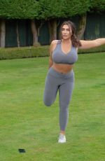 LAUREN GOODGER Workout at a Park in Essex 08/05/2020