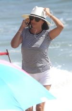 LAUREN SILVERMAN Out on the Beach in Los Angeles 08/25/2020