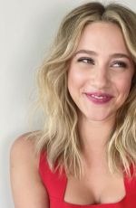 LILI REINHART for Virtual Interview on Tonight Show Starring Jimmy Fallon 08/20/2020
