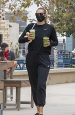 MARIA SHARAPOVA Out for Drinks in Los Angeles 8/03/2020